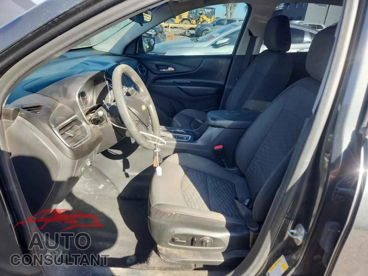 2020 CHEVROLET EQUINOX Damaged VIN 3GNAXKEV3LS629319 – exterior detail