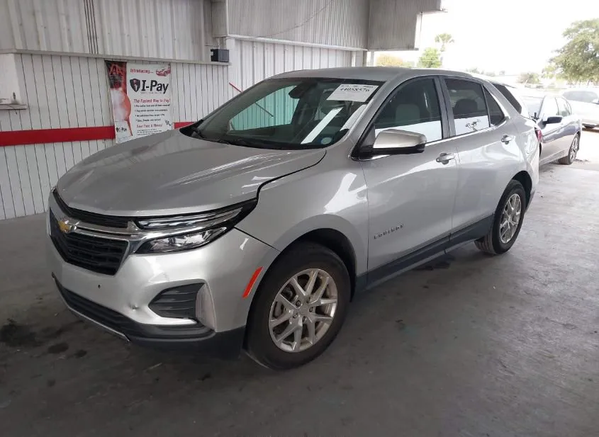 2022 CHEVROLET Equinox Used VIN 3GNAXKEV6NL240218 – trunk area