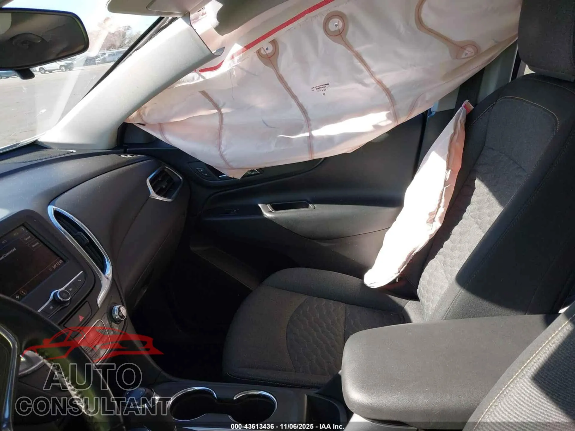2020 CHEVROLET EQUINOX Damaged VIN 3GNAXKEV7LS574910 – interior seats