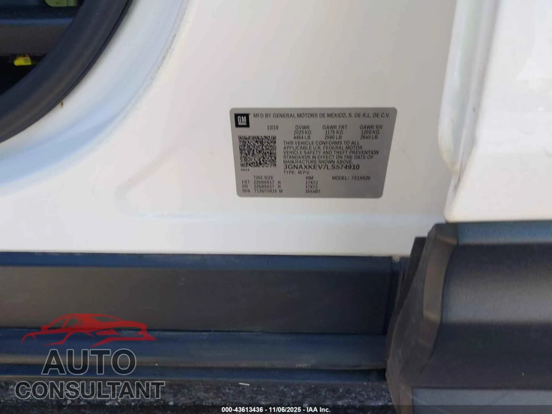 2020 CHEVROLET EQUINOX Damaged VIN 3GNAXKEV7LS574910 – trunk area