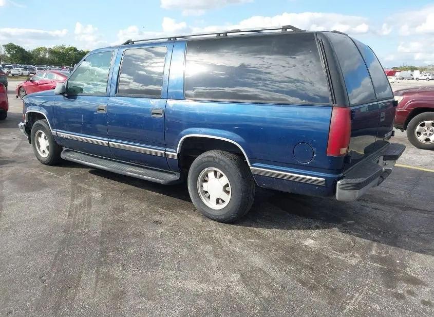 1999 CHEVROLET Suburban Used VIN 3GNEC16R0XG248996 – side profile
