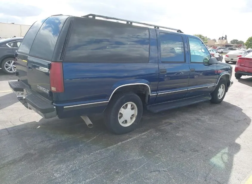 1999 CHEVROLET Suburban Used VIN 3GNEC16R0XG248996 – odometer reading