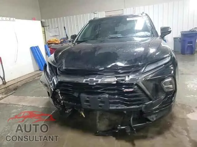 2023 CHEVROLET BLAZER Damaged VIN 3GNKBKRS6PS215878 – photo 13 2023 CHEVROLET BLAZER Damaged VIN 3GNKBKRS6PS215878 – photo 13