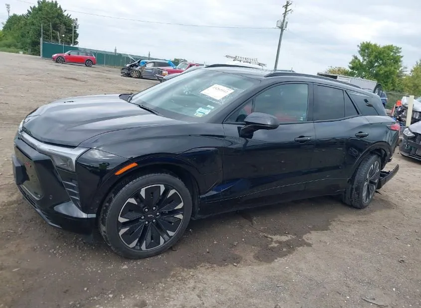 2025 CHEVROLET Blazer Used VIN 3GNKD1RJ3SS111885 – exterior detail