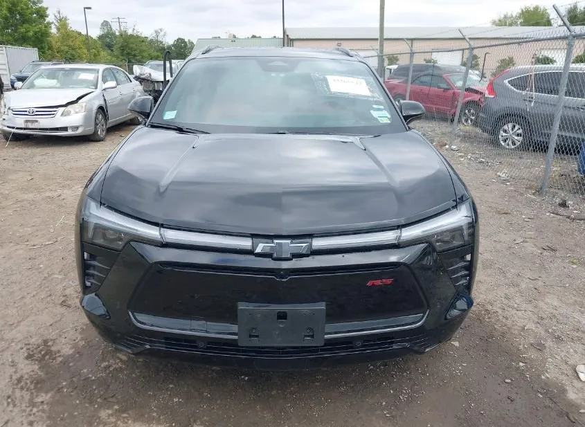 2025 CHEVROLET Blazer Used VIN 3GNKD1RJ3SS111885 – odometer reading