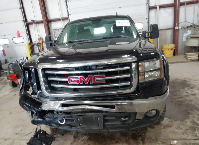 2012 GMC Sierra Used VIN 3GTP2VE70CG128654 – exterior detail