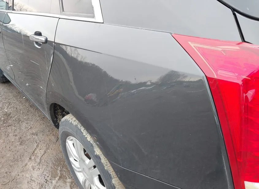 2014 CADILLAC SRX Used VIN 3GYFNAE34ES544077 – trunk area