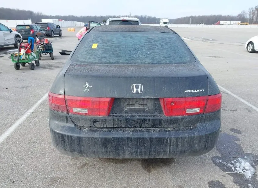 2005 HONDA Accord Used VIN 3HGCM564X5G704283 – trunk area