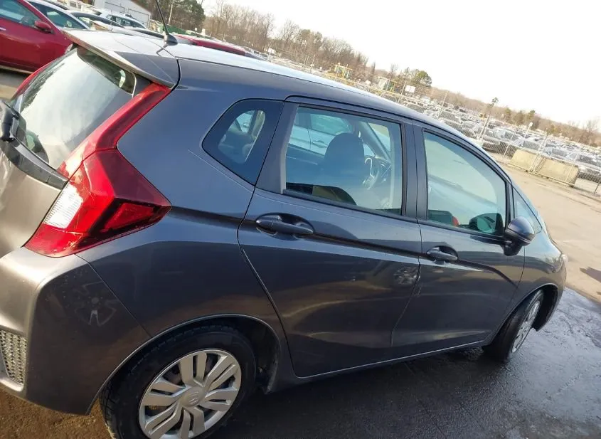 2017 HONDA Fit Used VIN 3HGGK5G50HM700571 – dashboard
