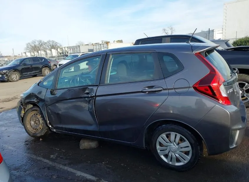 2017 HONDA Fit Used VIN 3HGGK5G50HM700571 – odometer reading
