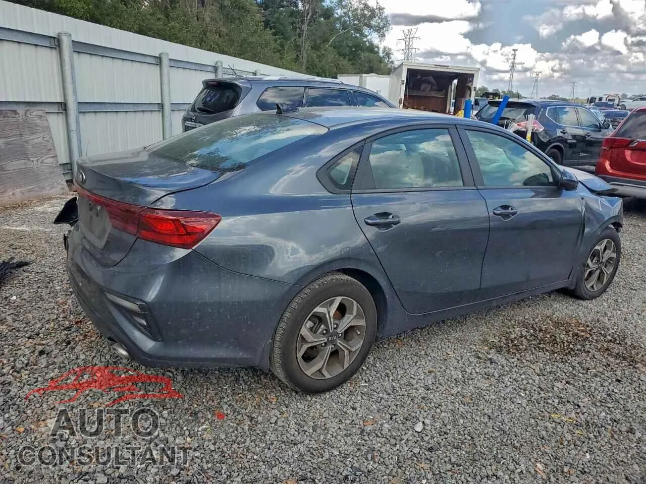 2020 KIA FORTE Damaged VIN 3KPF24AD3LE164822 – side profile