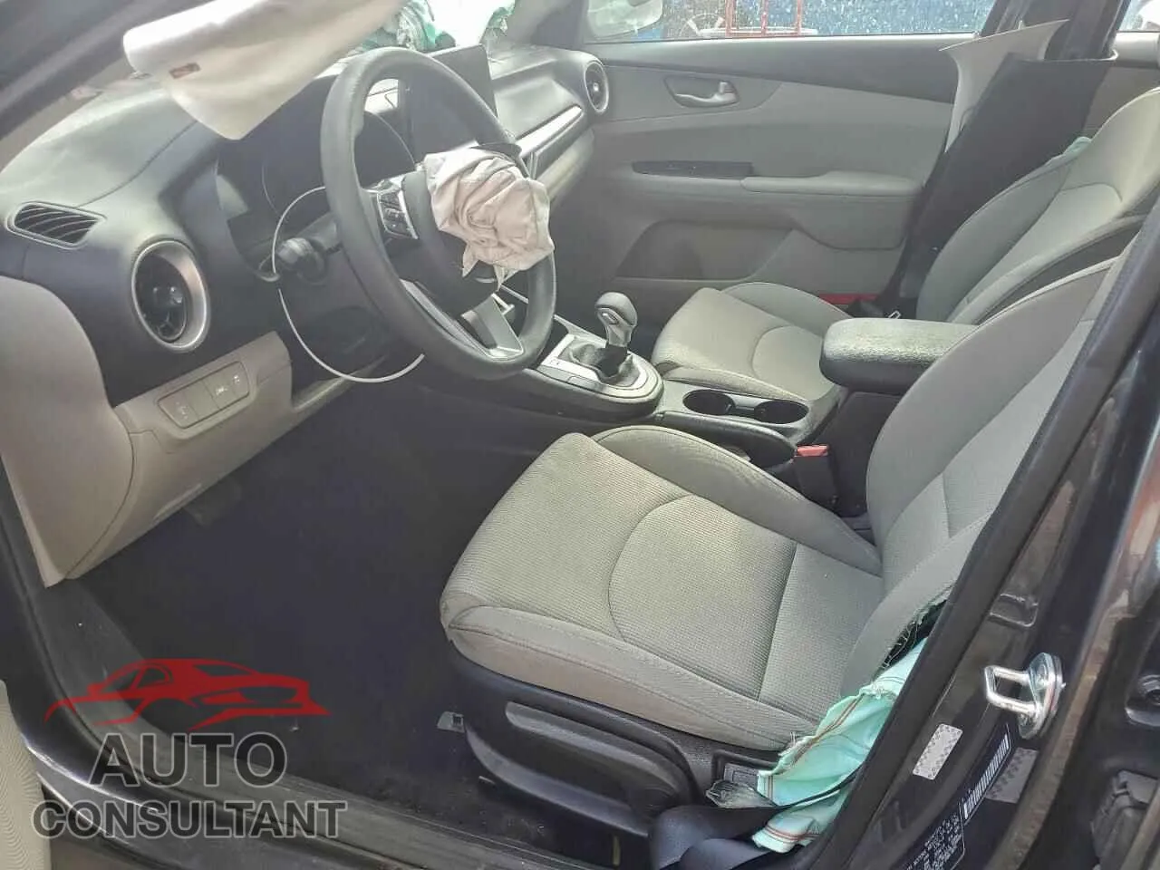 2020 KIA FORTE Damaged VIN 3KPF24AD3LE164822 – exterior detail