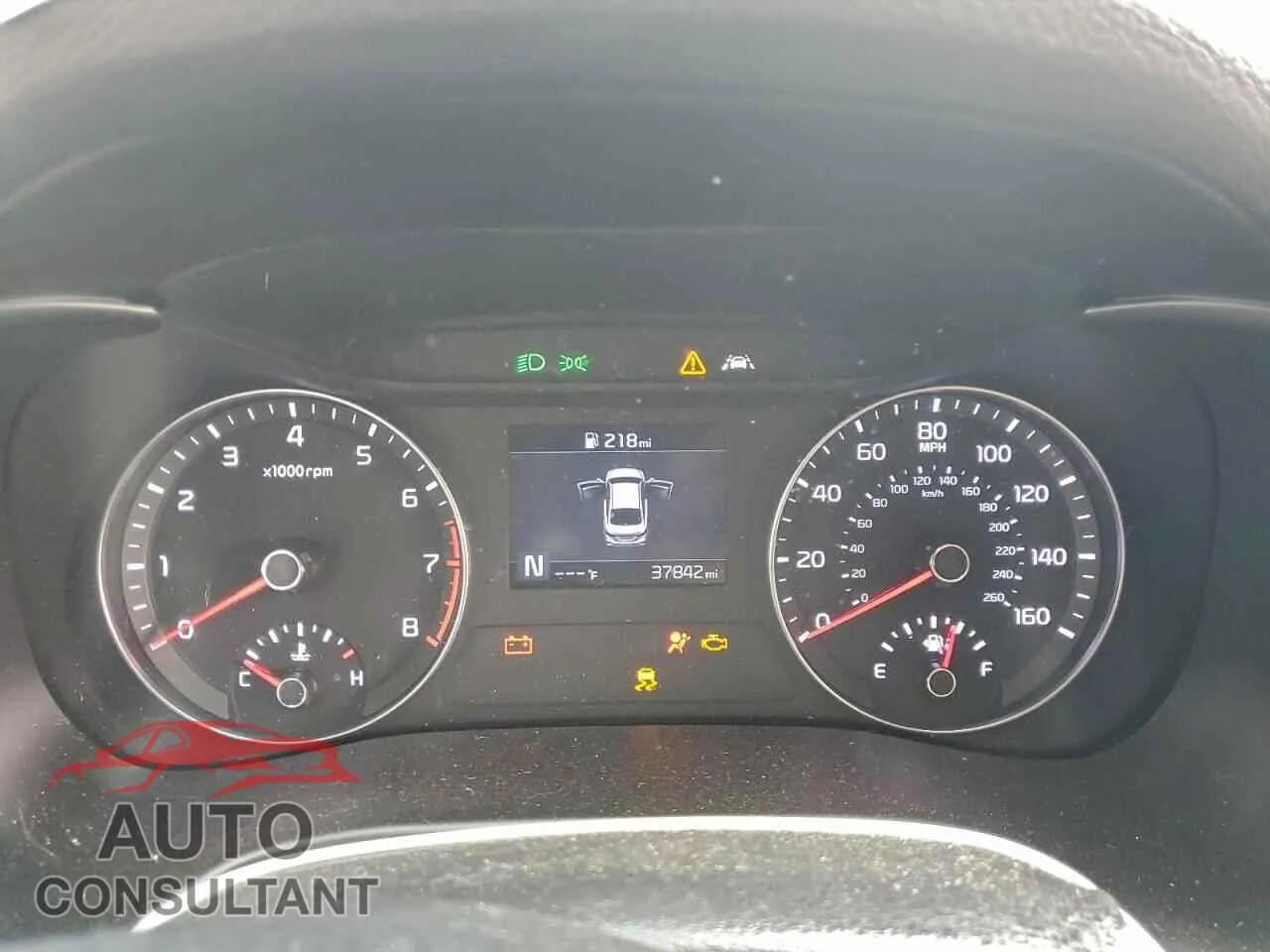 2020 KIA FORTE Damaged VIN 3KPF24AD3LE164822 – trunk area