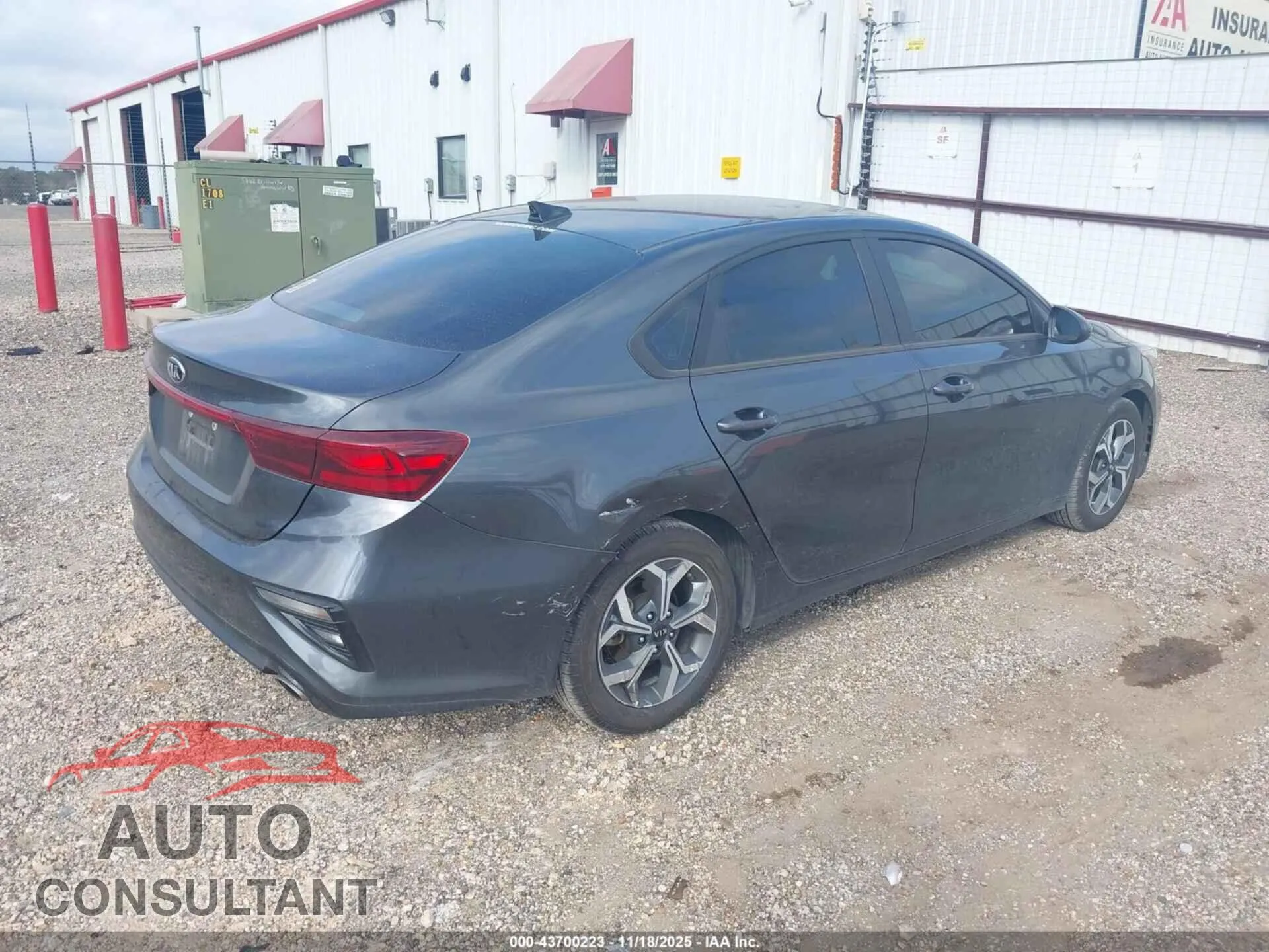 2021 KIA FORTE Damaged VIN 3KPF24AD8ME393255 – dashboard