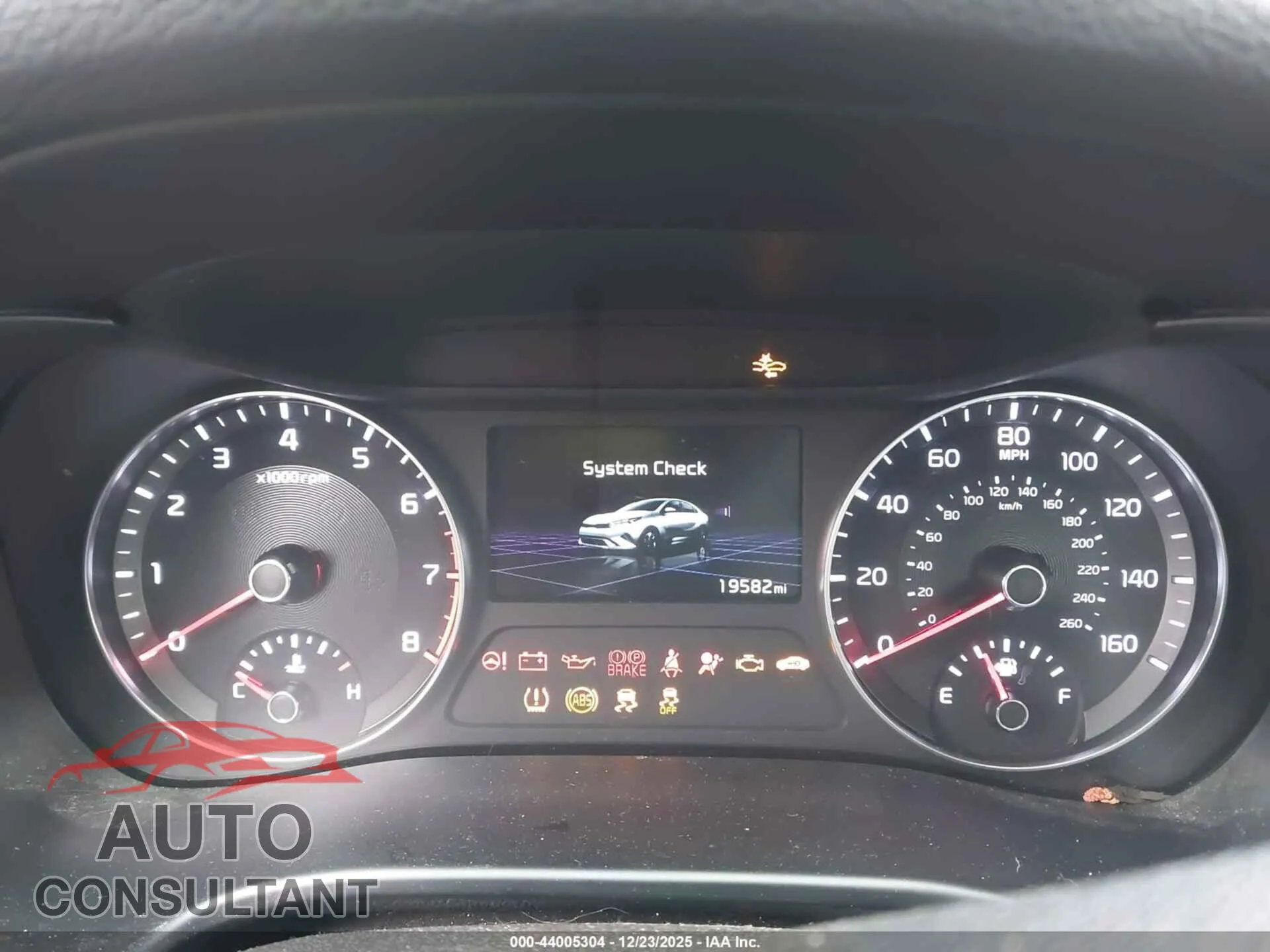 2022 KIA FORTE Damaged VIN 3KPF24ADXNE451593 – exterior detail
