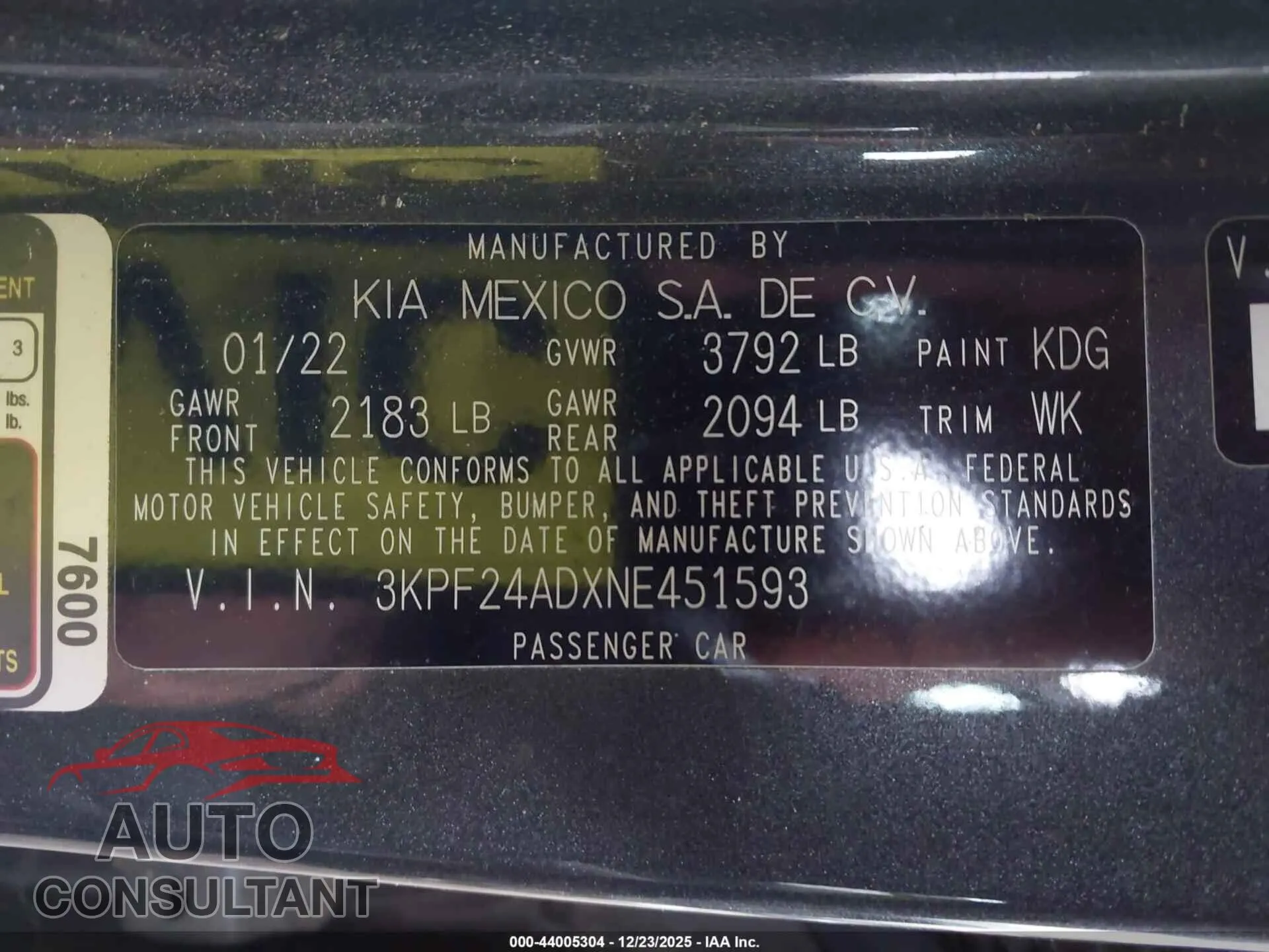 2022 KIA FORTE Damaged VIN 3KPF24ADXNE451593 – trunk area