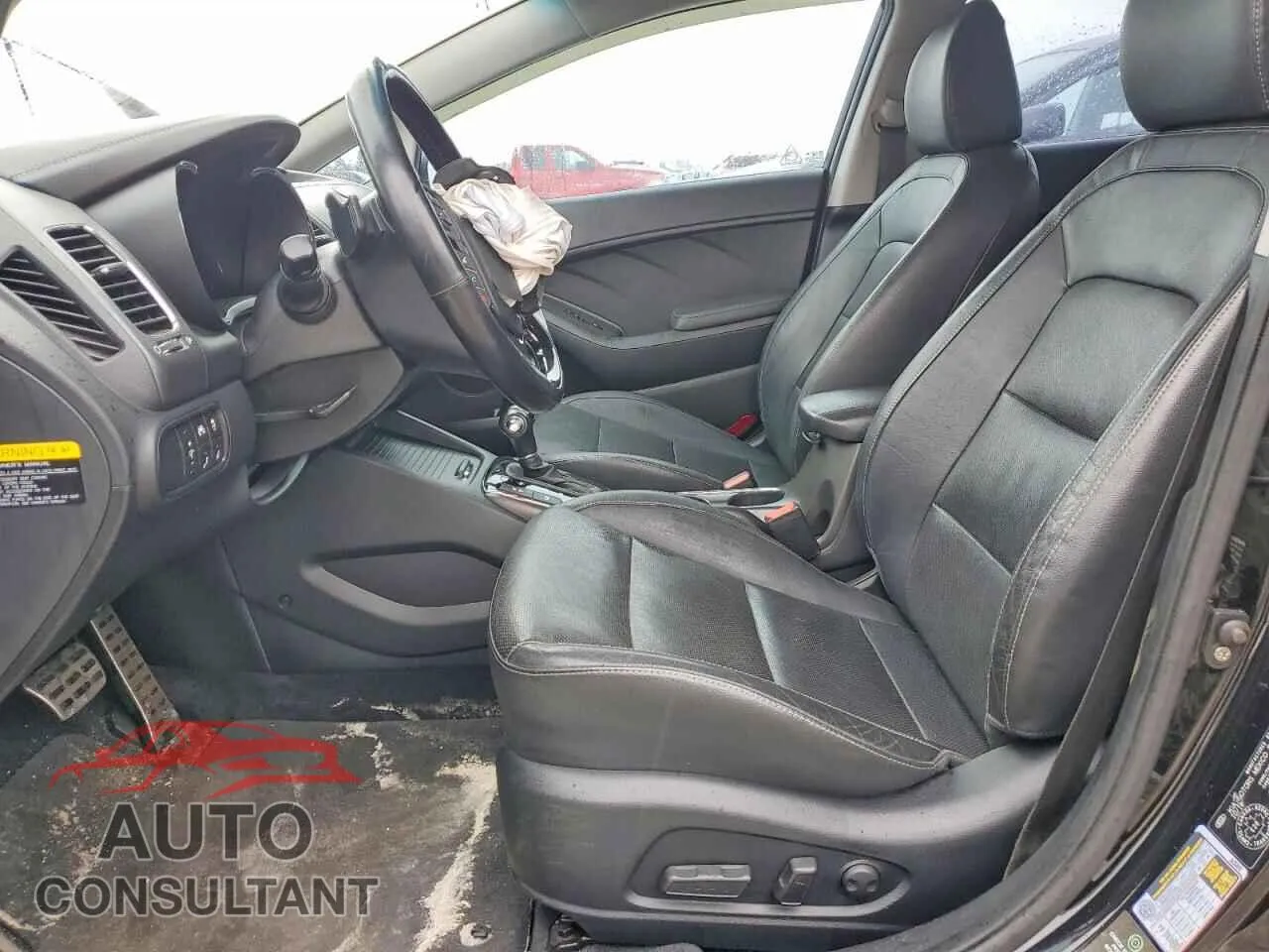 2017 KIA FORTE Used VIN 3KPFN4A87HE070427 – exterior detail