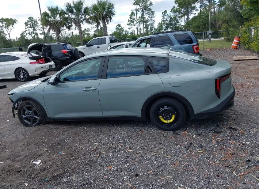 2025 KIA K4 Used VIN 3KPFT4DE5SE124547 – rear exterior 2025 KIA K4 Used VIN 3KPFT4DE5SE124547 – rear exterior