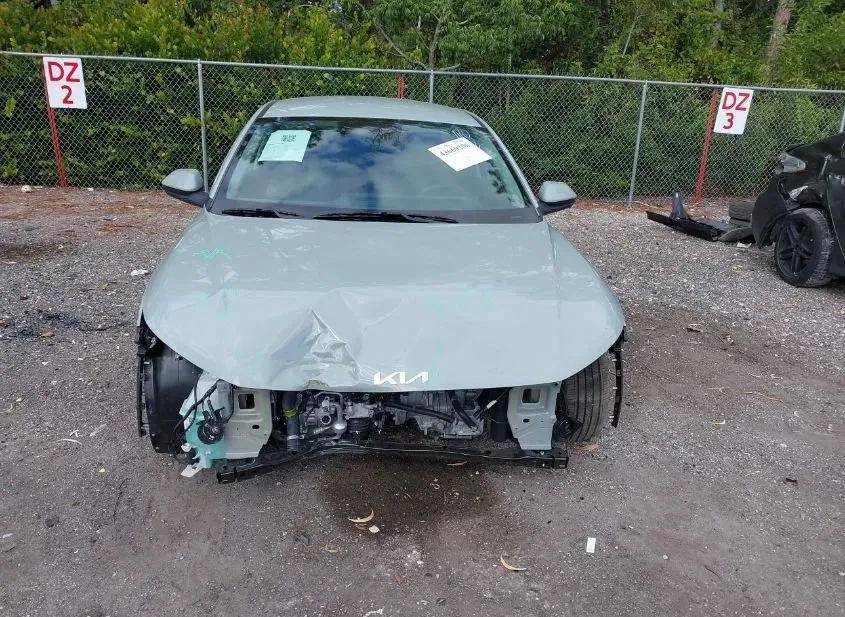2025 KIA K4 Used VIN 3KPFT4DE5SE124547 – dashboard 2025 KIA K4 Used VIN 3KPFT4DE5SE124547 – dashboard