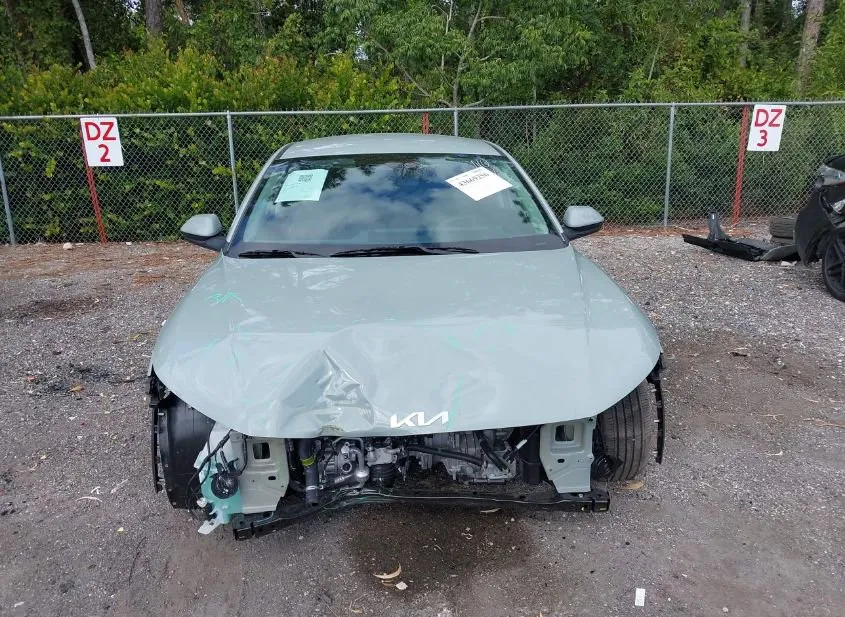 2025 KIA K4 Used VIN 3KPFT4DE5SE124547 – odometer reading 2025 KIA K4 Used VIN 3KPFT4DE5SE124547 – odometer reading