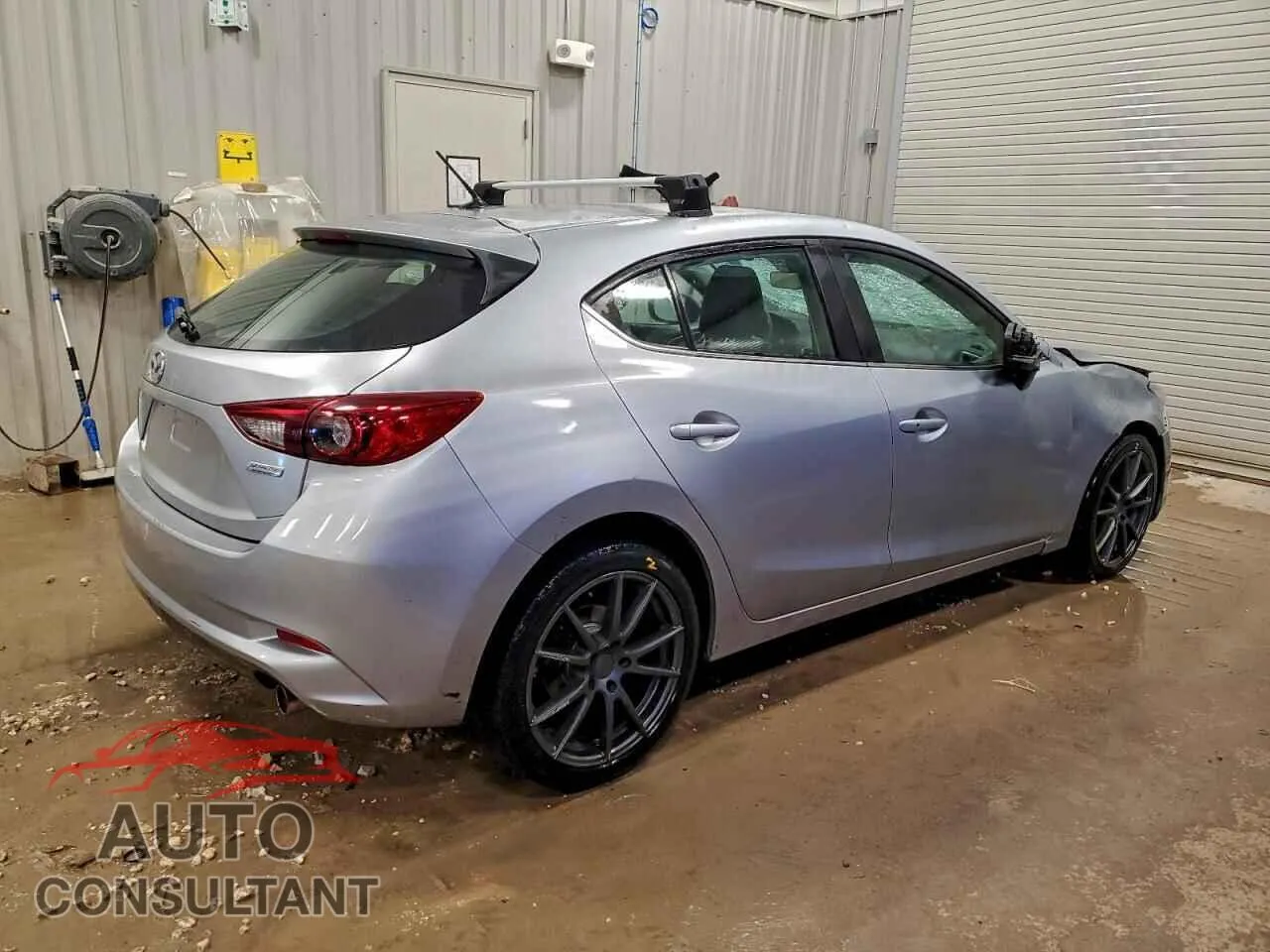 2018 MAZDA 3 Damaged VIN 3MZBN1L34JM267787 – side profile