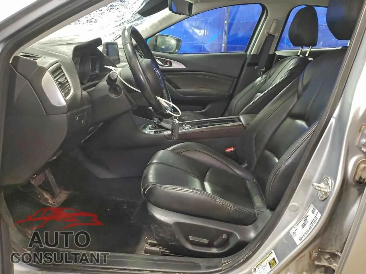 2018 MAZDA 3 Damaged VIN 3MZBN1L34JM267787 – exterior detail