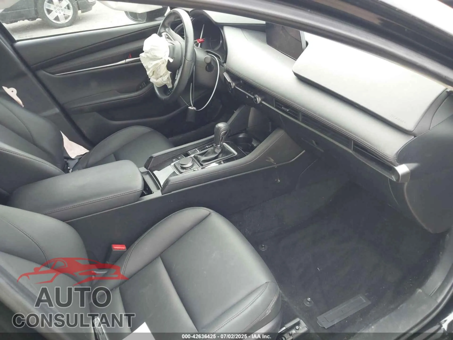 2024 MAZDA MAZDA3 Damaged VIN 3MZBPABM8RM418209 – interior seats 2024 MAZDA MAZDA3 Damaged VIN 3MZBPABM8RM418209 – interior seats