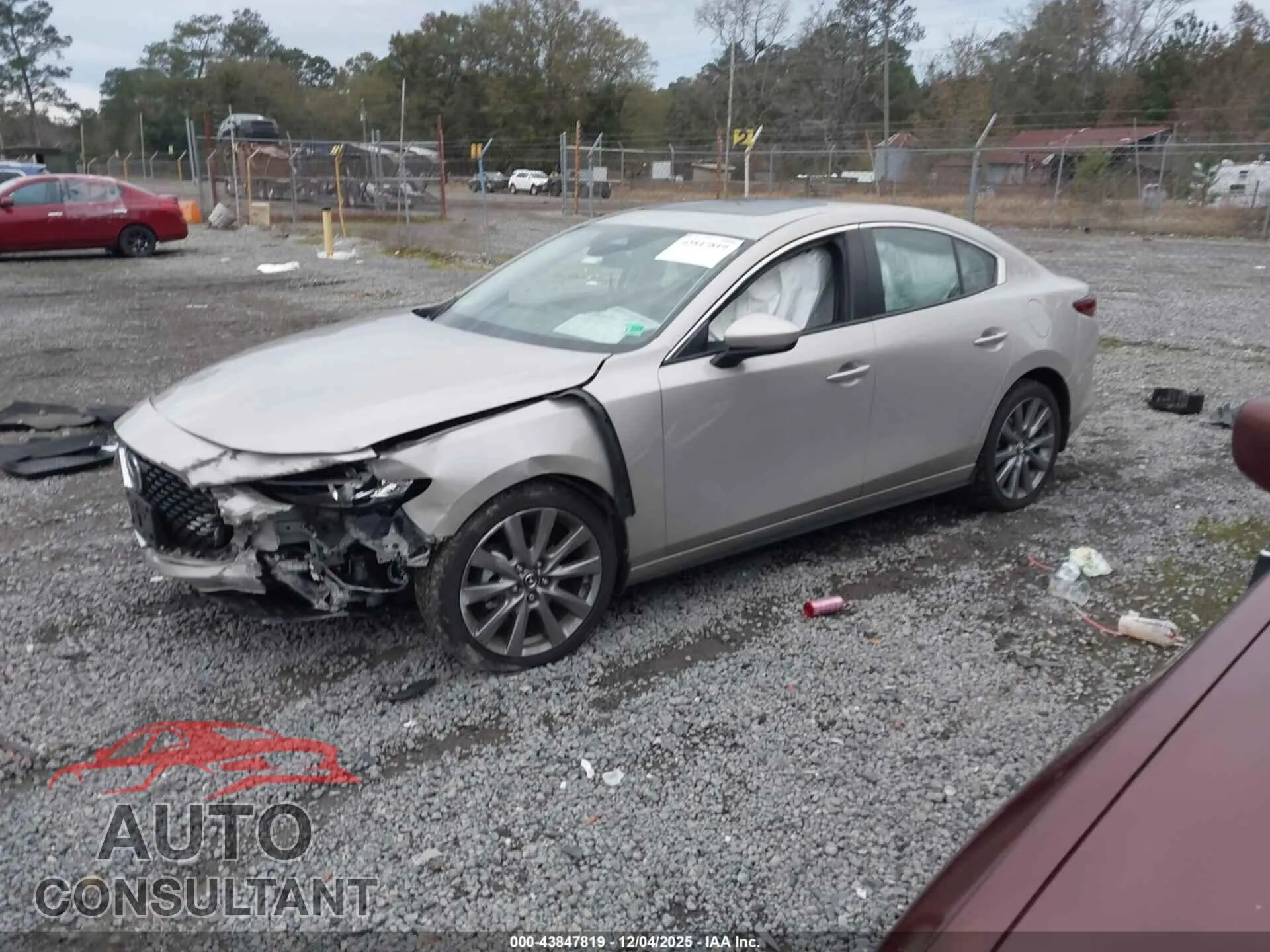 2025 MAZDA MAZDA3 Damaged VIN 3MZBPACM4SM473857 – rear exterior 2025 MAZDA MAZDA3 Damaged VIN 3MZBPACM4SM473857 – rear exterior