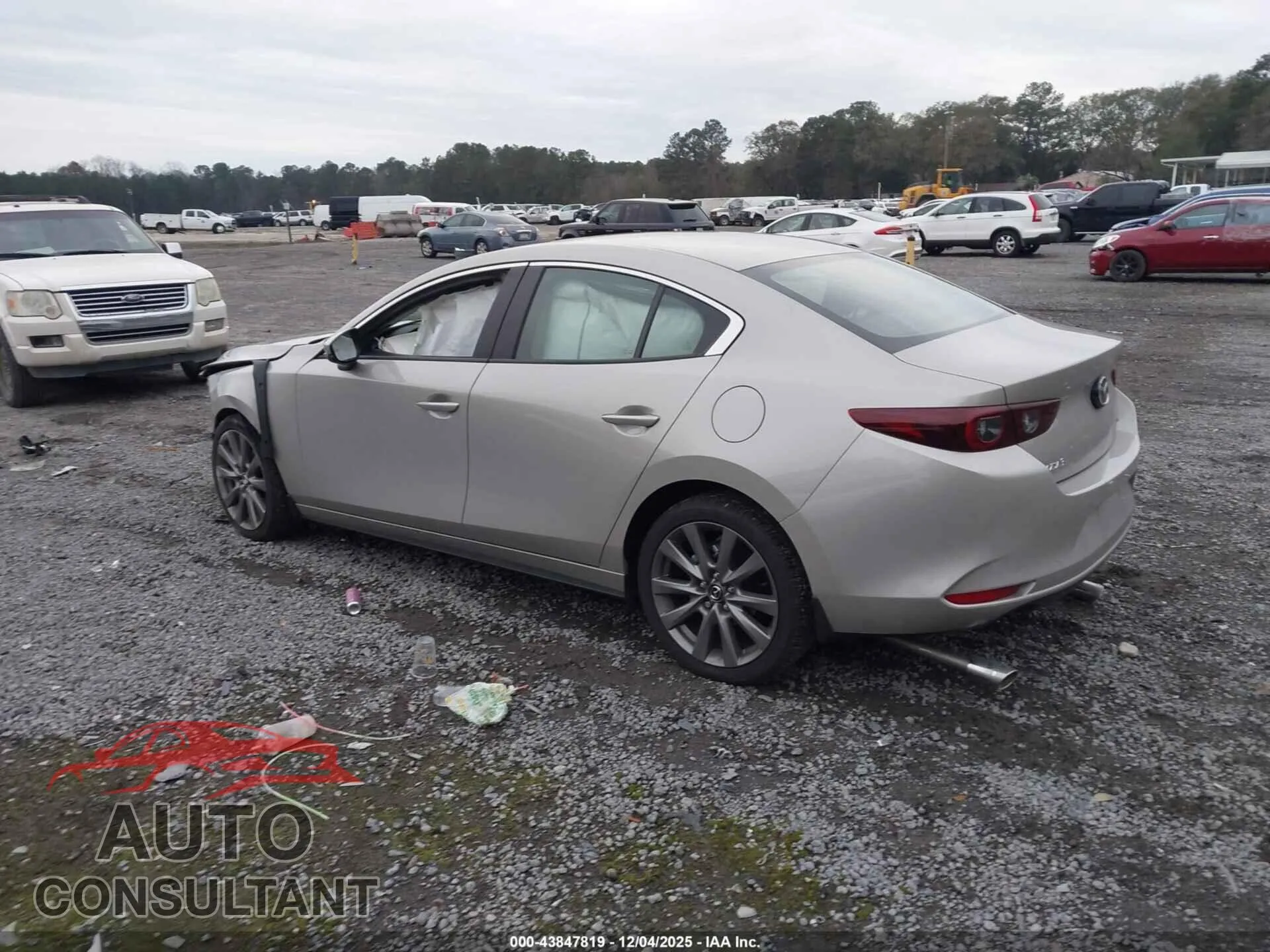 2025 MAZDA MAZDA3 Damaged VIN 3MZBPACM4SM473857 – side profile 2025 MAZDA MAZDA3 Damaged VIN 3MZBPACM4SM473857 – side profile