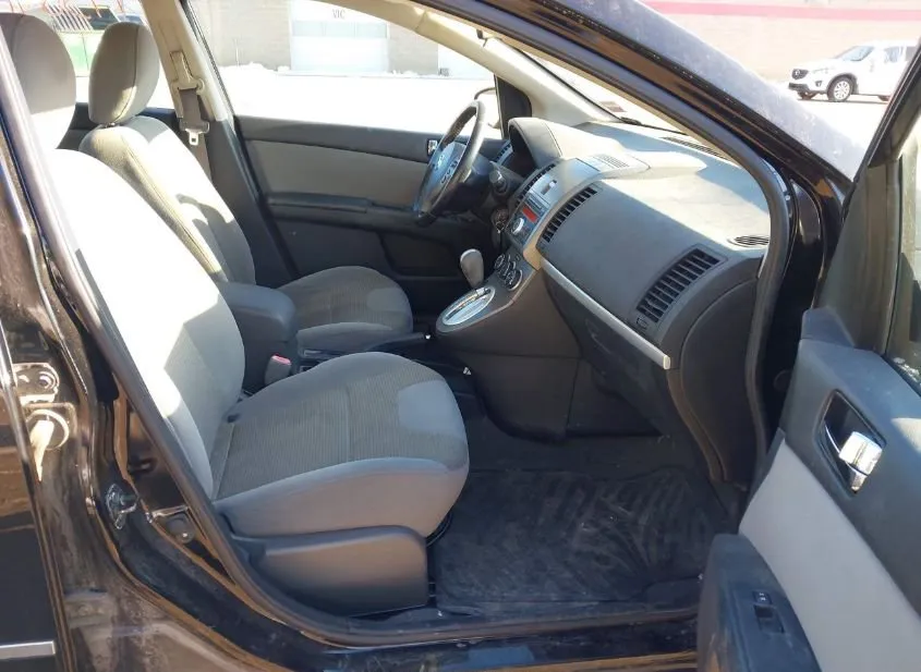 2011 NISSAN Sentra Used VIN 3N1AB6AP4BL673086 – interior seats
