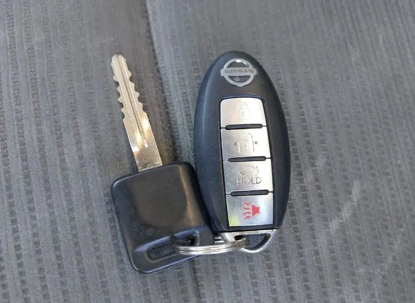 2011 NISSAN Sentra Used VIN 3N1AB6AP4BL673086 – exterior detail