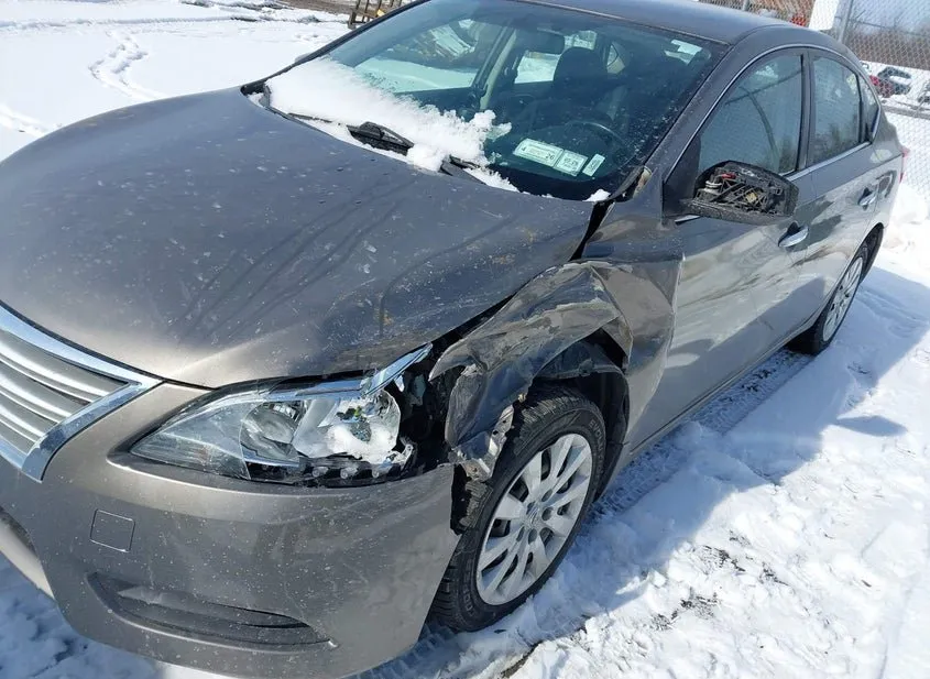 2015 NISSAN Sentra Used VIN 3N1AB7AP6FL692539 – trunk area