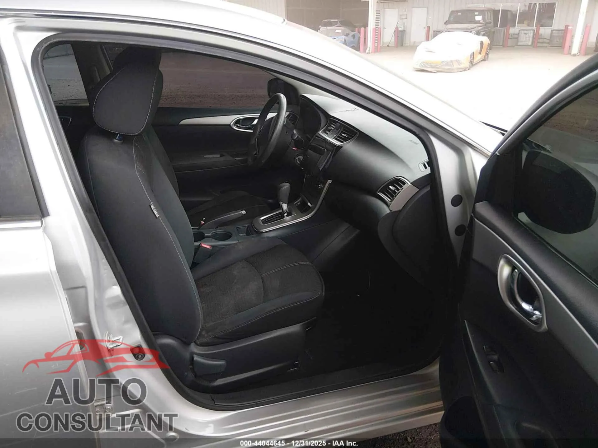 2014 NISSAN SENTRA Damaged VIN 3N1AB7AP8EL686398 – interior seats