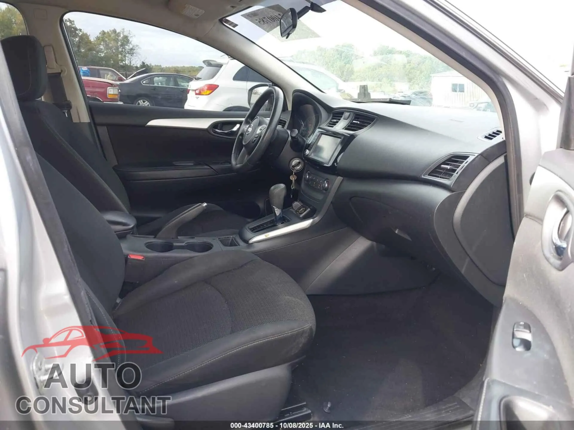 2019 NISSAN SENTRA Damaged VIN 3N1AB7AP9KY228108 – interior seats