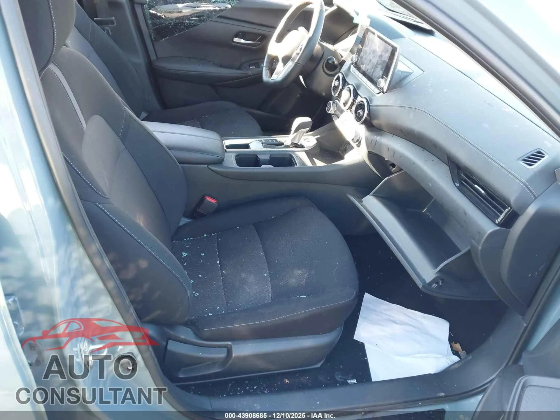 2025 NISSAN SENTRA Damaged VIN 3N1AB8CV8SY248500 – interior seats