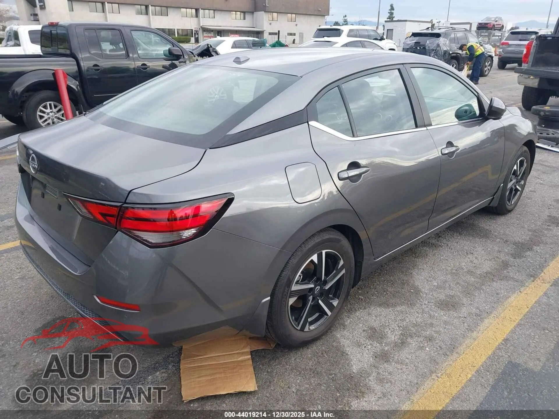 2025 NISSAN SENTRA Damaged VIN 3N1AB8CV9SY236209 – dashboard 2025 NISSAN SENTRA Damaged VIN 3N1AB8CV9SY236209 – dashboard