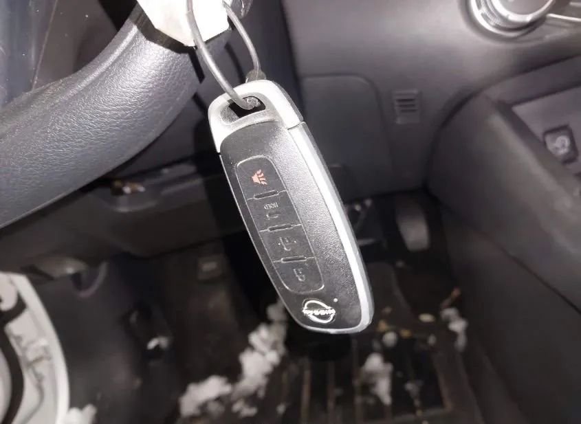 2025 NISSAN Sentra Used VIN 3N1AB8CV9SY305836 – exterior detail