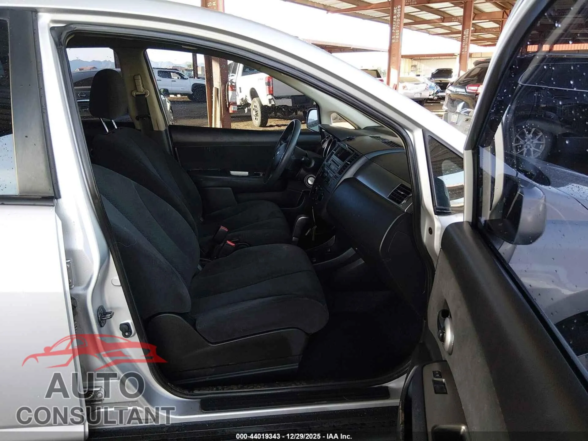 2010 NISSAN VERSA Damaged VIN 3N1BC1CP4AL450398 – interior seats 2010 NISSAN VERSA Damaged VIN 3N1BC1CP4AL450398 – interior seats