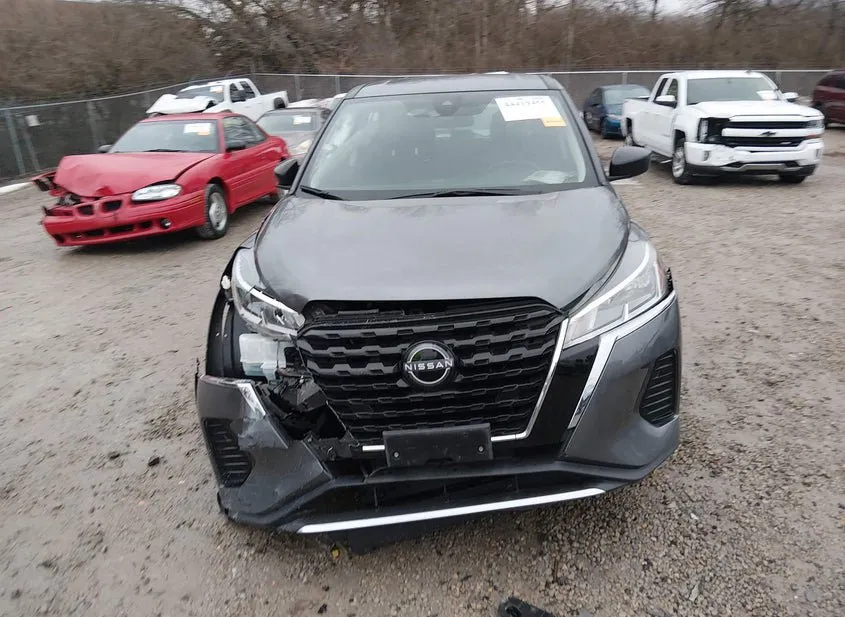 2023 NISSAN Kicks Used VIN 3N1CP5BV8PL534202 – trunk area