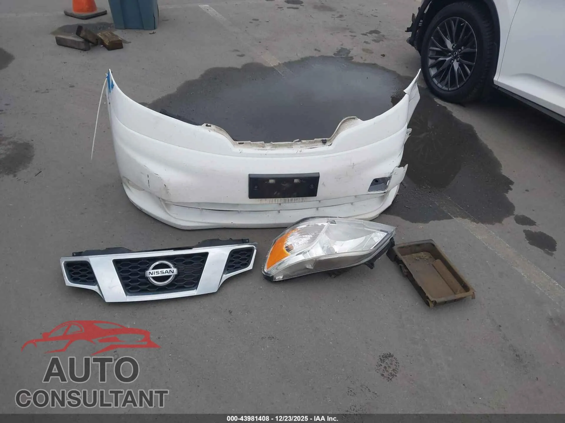 2015 NISSAN NV200 Damaged VIN 3N6CM0KN6FK719777 – photo 12
