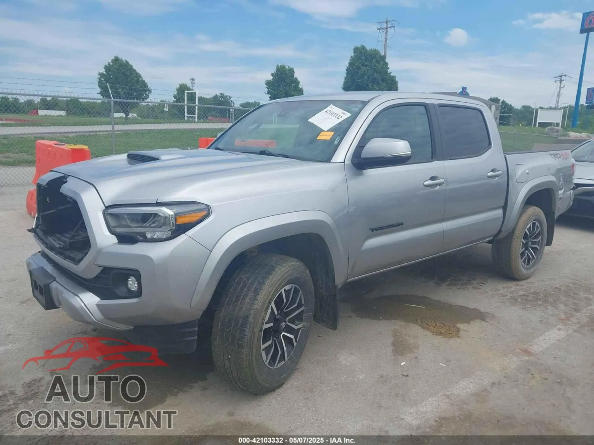 2023 TOYOTA TACOMA Damaged VIN 3TMCZ5AN2PM553895 – rear exterior