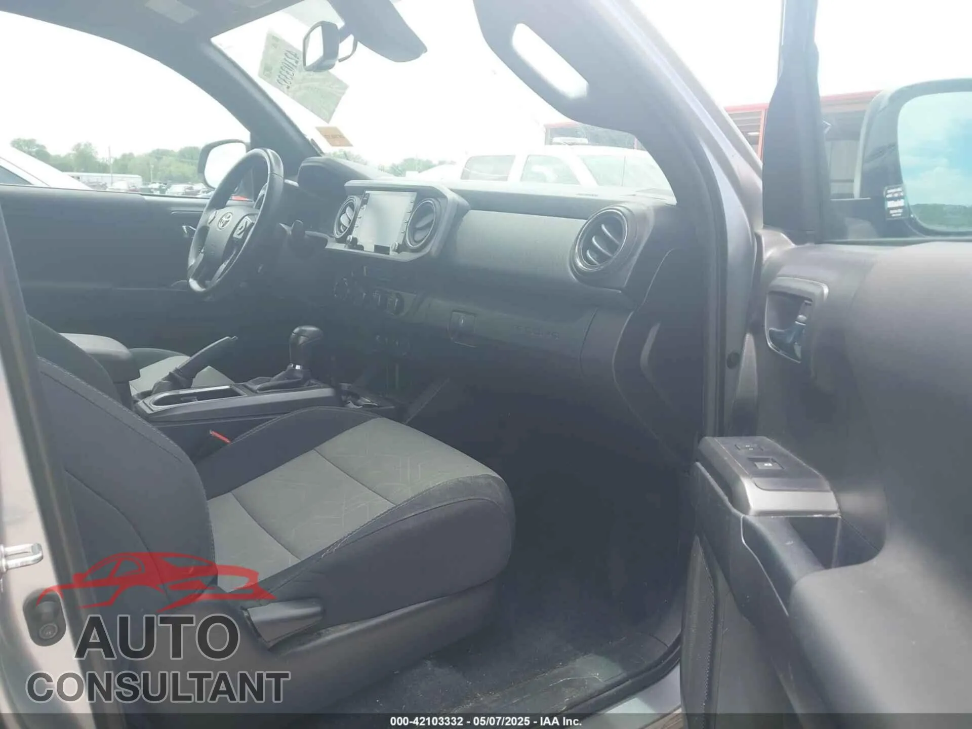 2023 TOYOTA TACOMA Damaged VIN 3TMCZ5AN2PM553895 – interior seats