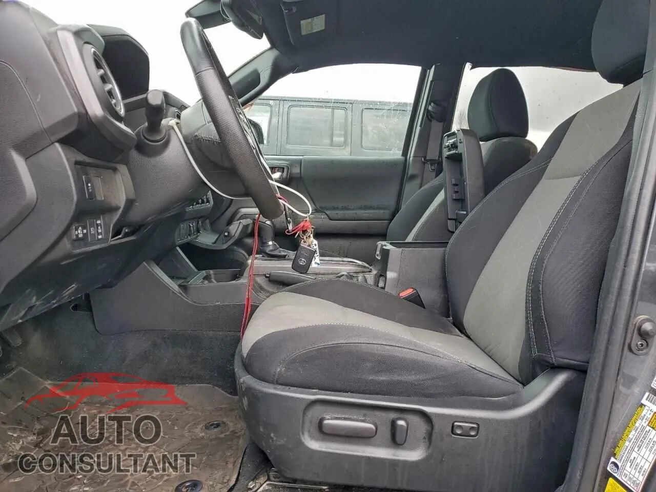 2023 TOYOTA TACOMA Damaged VIN 3TMCZ5AN8PM583127 – exterior detail