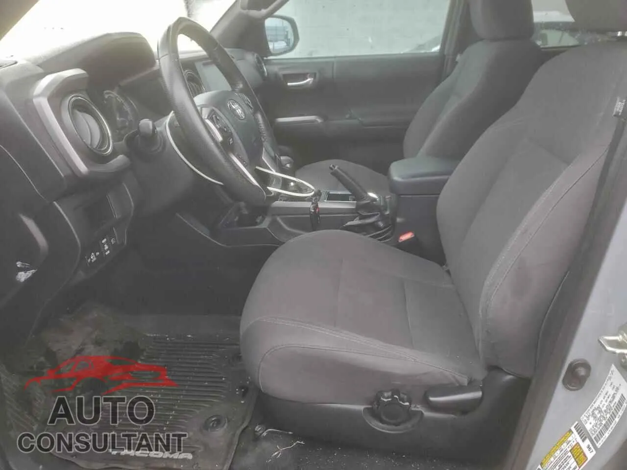 2019 TOYOTA TACOMA Damaged VIN 3TMDZ5BN1KM074038 – exterior detail