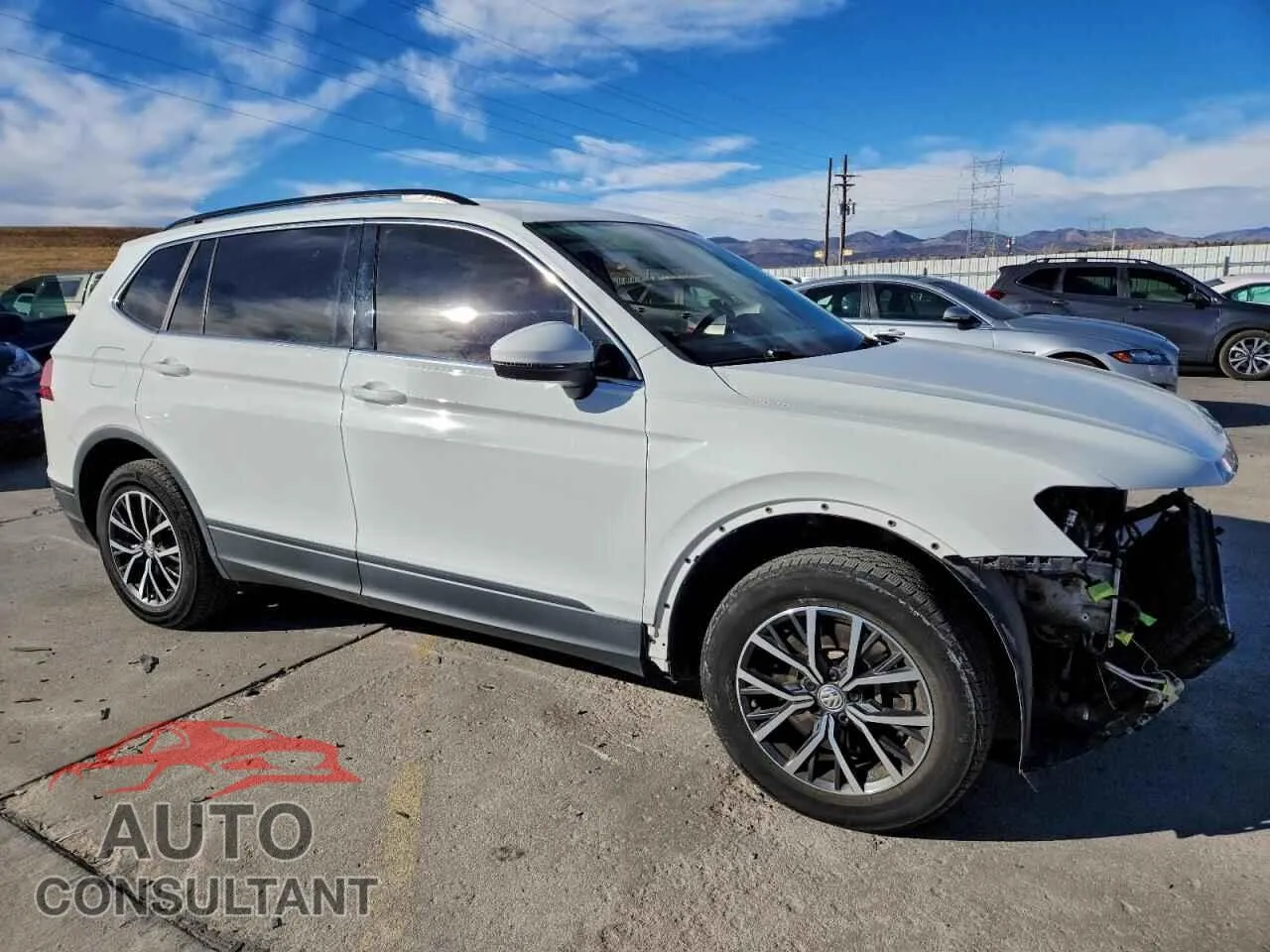 2019 VOLKSWAGEN TIGUAN Damaged VIN 3VV2B7AX0KM184221 – dashboard