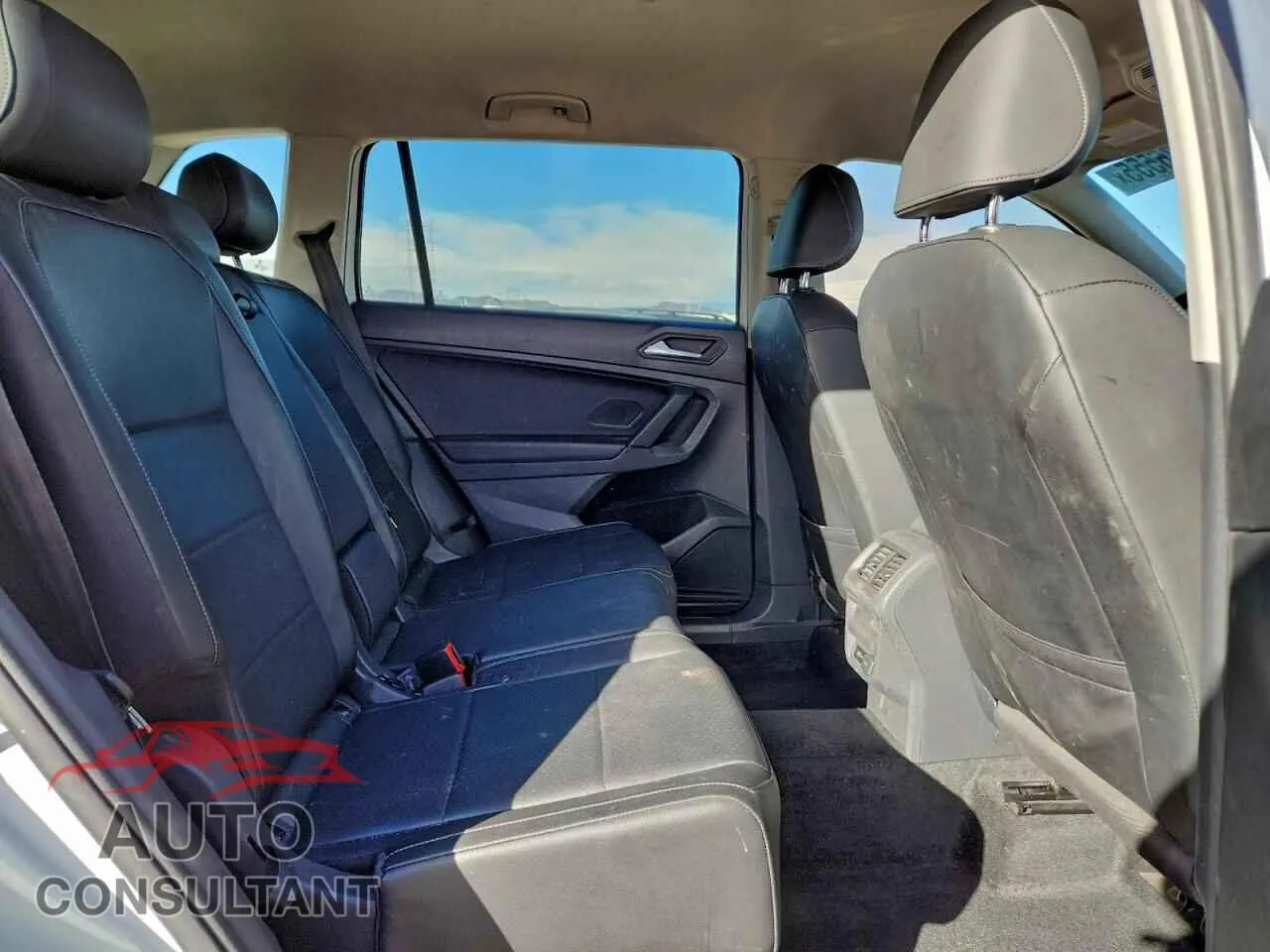 2019 VOLKSWAGEN TIGUAN Damaged VIN 3VV2B7AX0KM184221 – photo 11