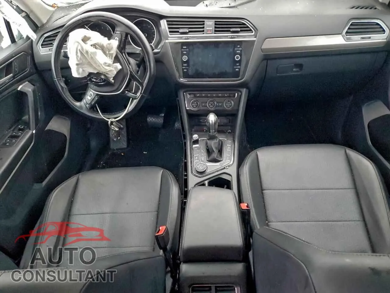 2018 VOLKSWAGEN TIGUAN Damaged VIN 3VV2B7AX5JM157837 – undercarriage