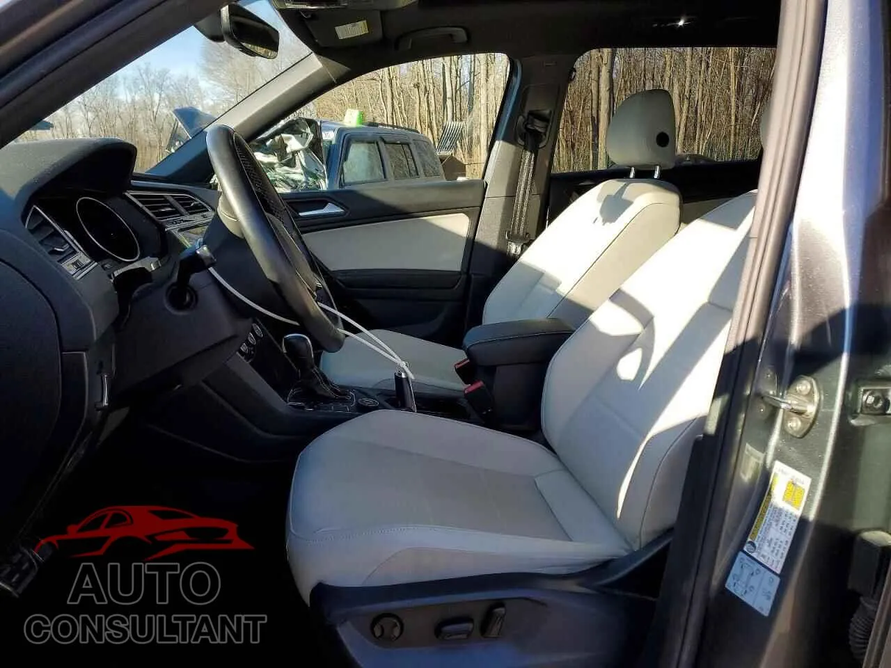 2021 VOLKSWAGEN TIGUAN Damaged VIN 3VV2B7AX9MM024308 – exterior detail