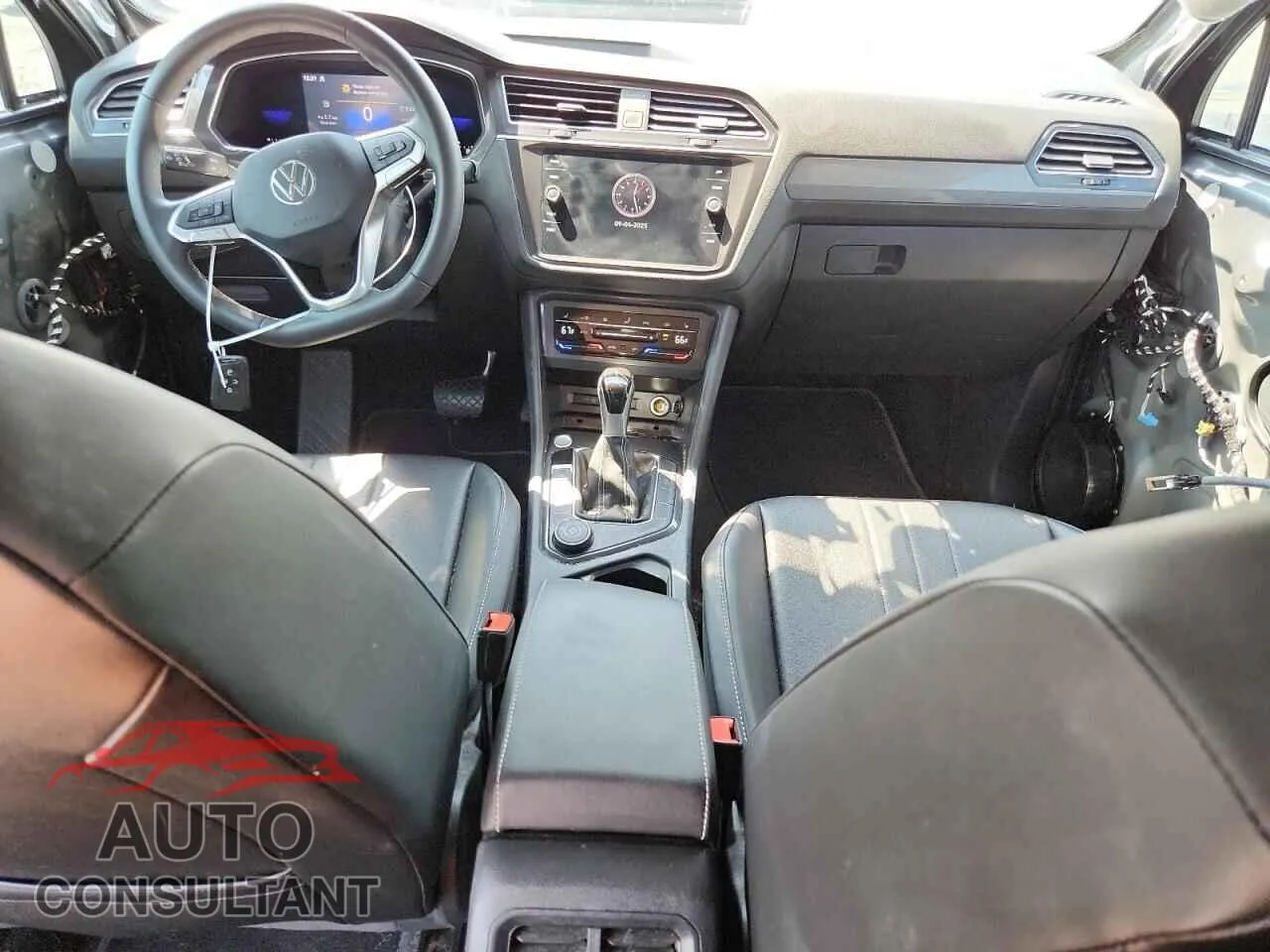 2023 VOLKSWAGEN TIGUAN Damaged VIN 3VV2B7AXXPM031501 – undercarriage 2023 VOLKSWAGEN TIGUAN Damaged VIN 3VV2B7AXXPM031501 – undercarriage