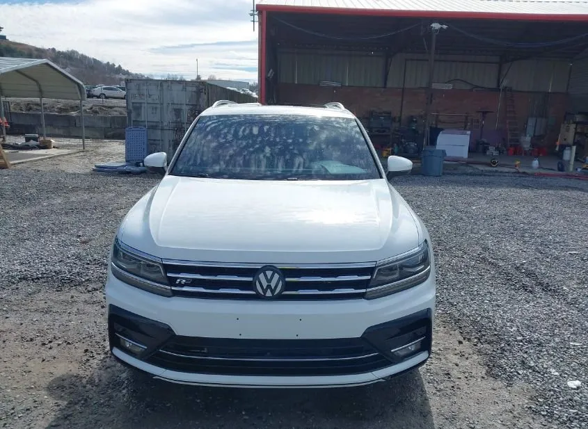 2020 VOLKSWAGEN Tiguan Used VIN 3VV4B7AX1LM022723 – rear exterior